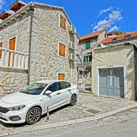 Apartment Kimmy Split